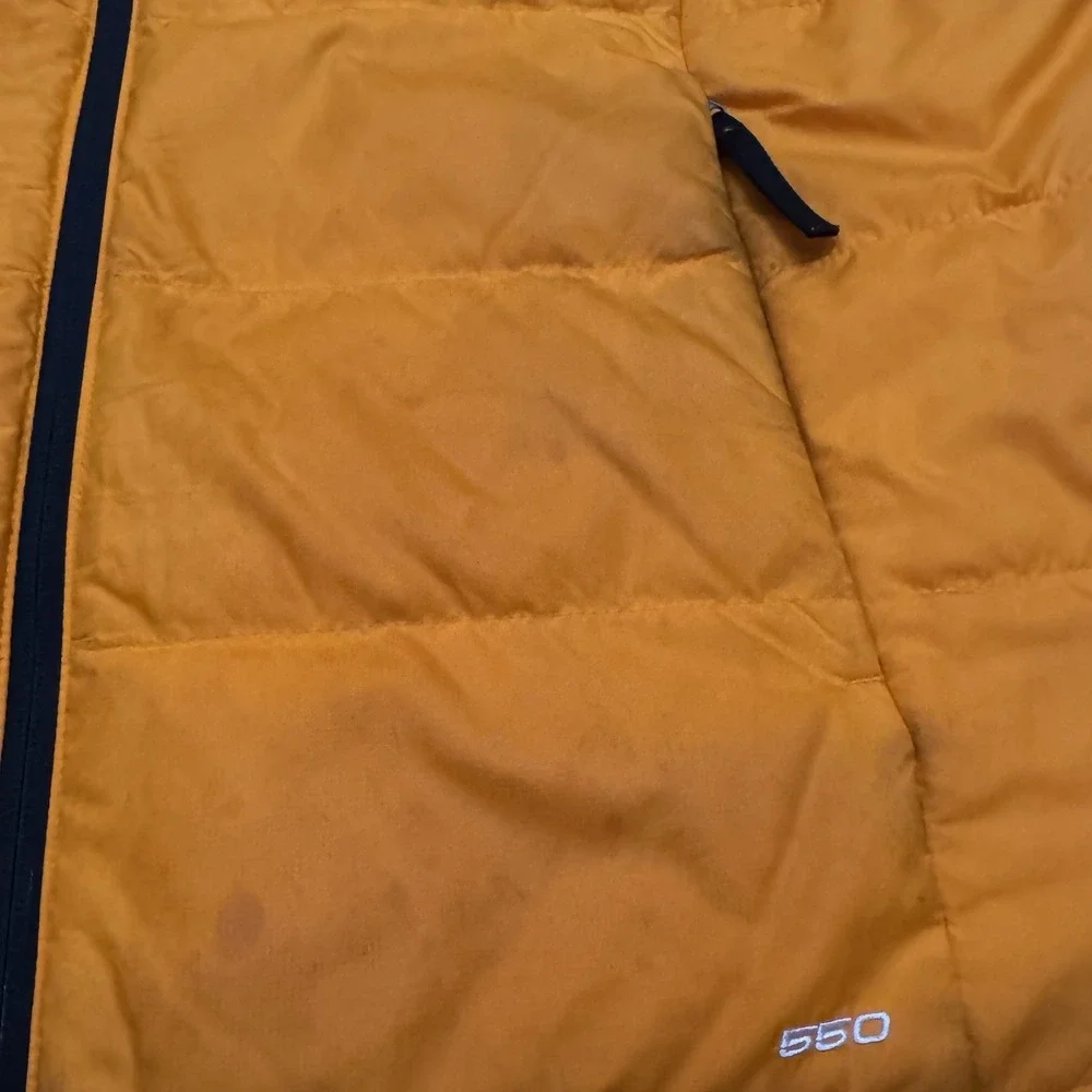 The North Face Men's 550 Orange & Black XL Puffer Vest